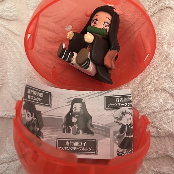 Demon Slayer Nezuko & Inosuke Gacha Figurines - Picture 3 of 11